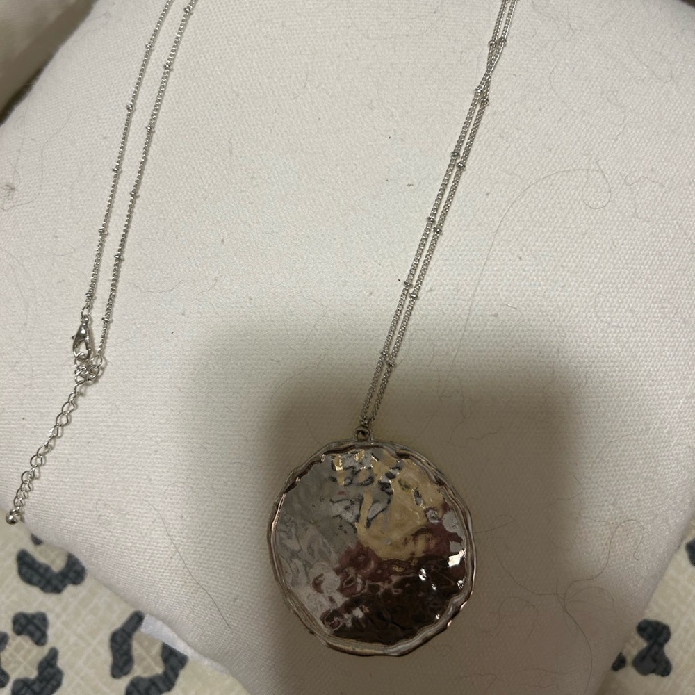 Circle Nrcklace